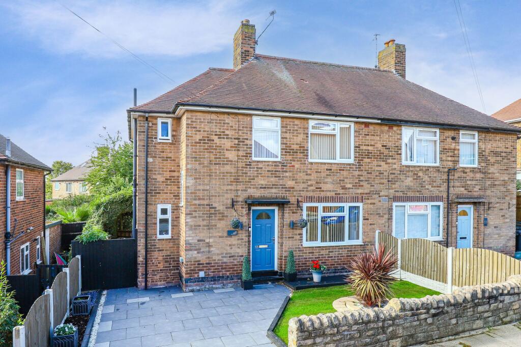 Main image of property: Hawthorn Crescent, Arnold, NG5