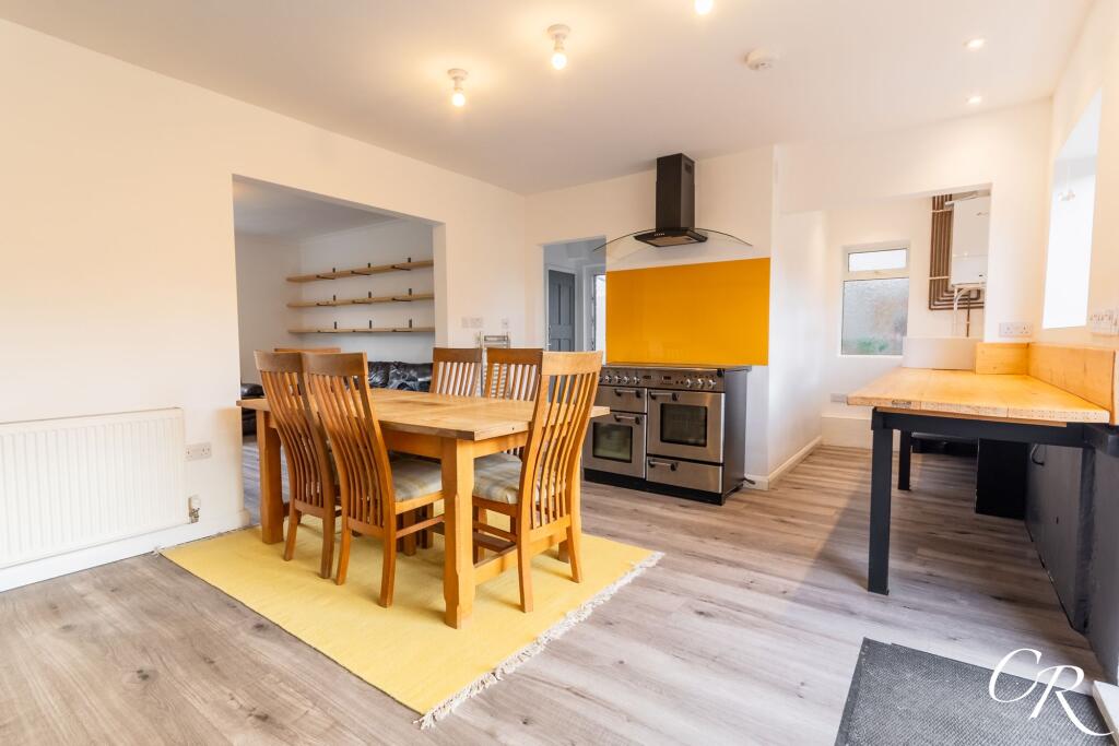 Clyde Crescent, Cheltenham, GL52 photo 2
