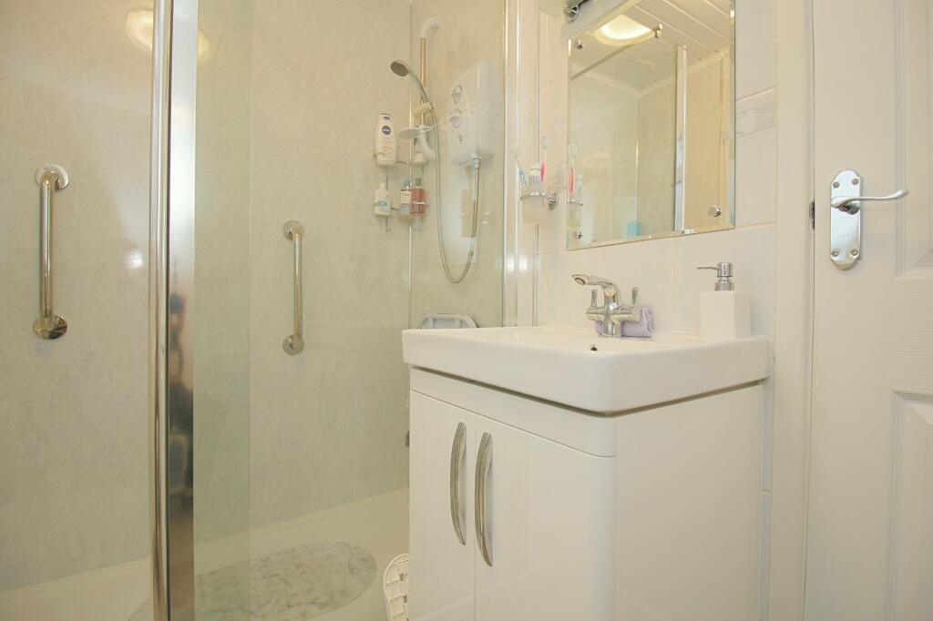 Additional image 14 of Markfield Crescent, Low Moor, Bradford, BD12