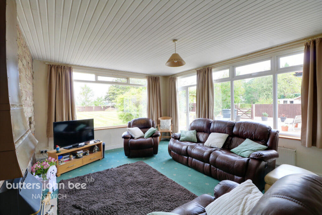 Crewe Road, Nantwich photo 4