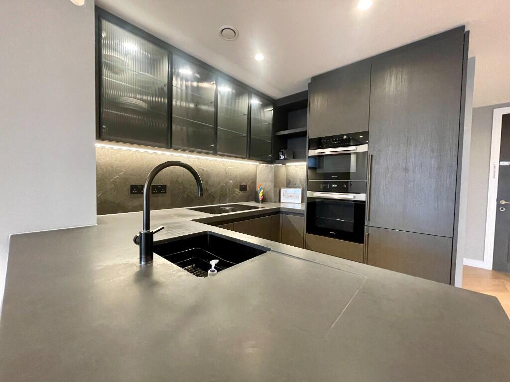 Apartment in London - View 4