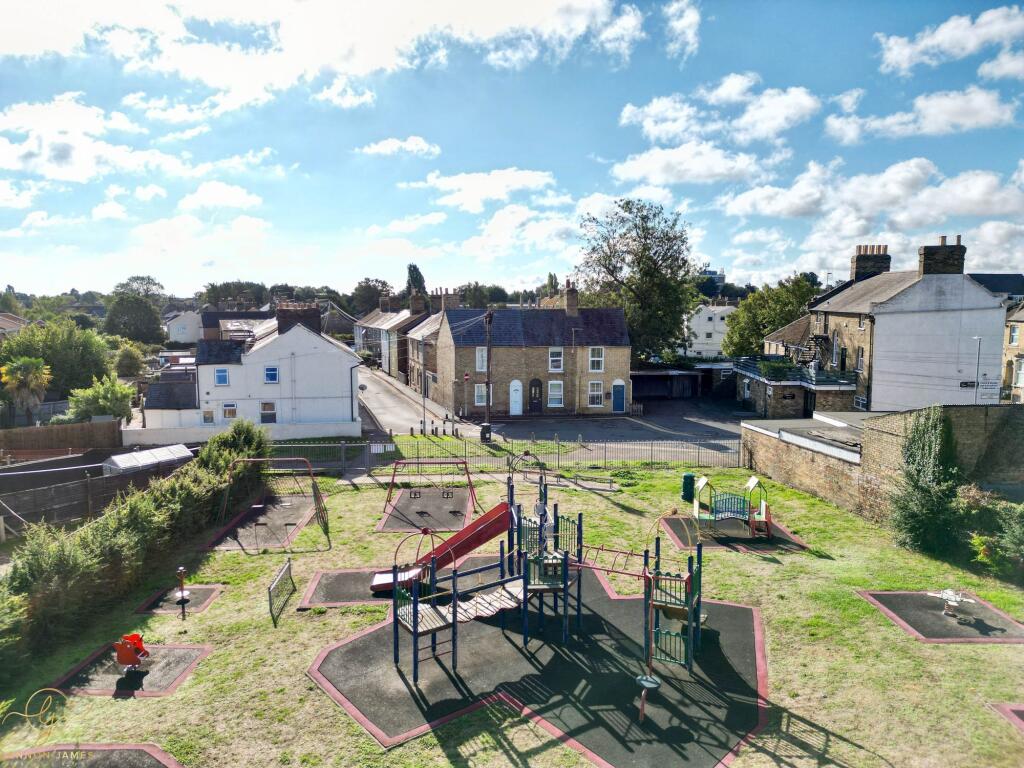 House in Peterborough - View 3