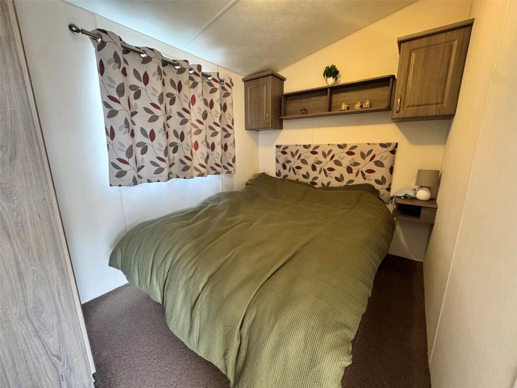 House in Portsmouth - View 5