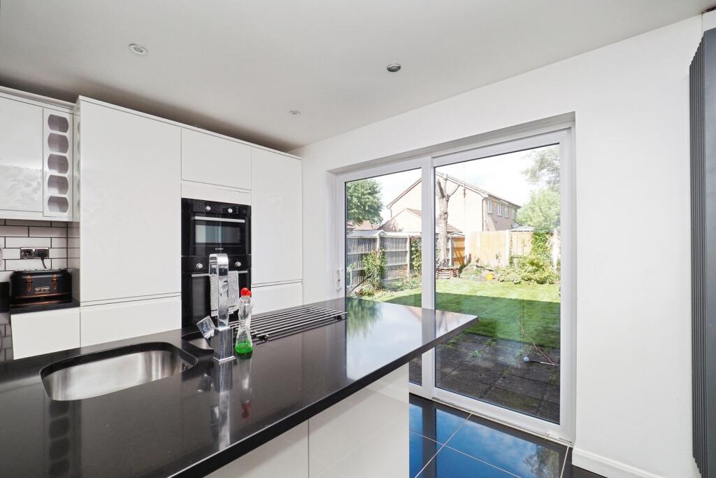 House in Nottingham - View 4