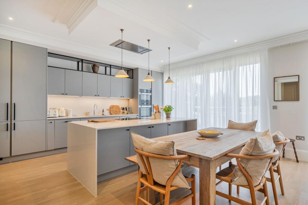 Apartment in Southampton - View 2