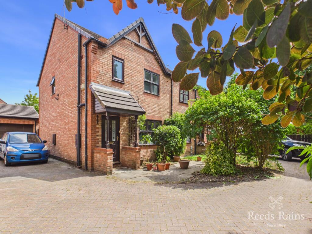 Main image of property: Etton Grove, Hull, East Riding of Yorkshi, HU6