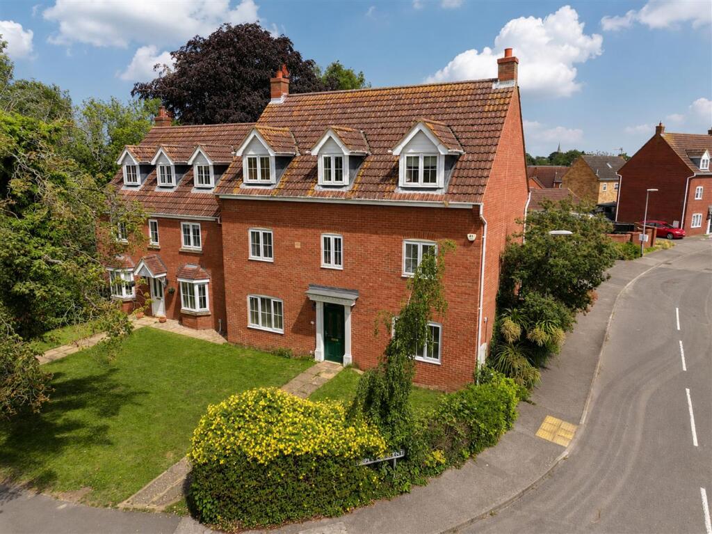 Main image of property: Low Road, Spalding