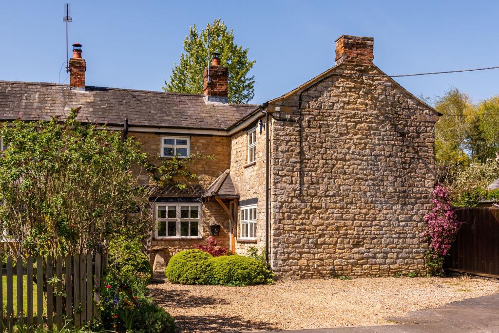 Main image of property: Cattle End, Silverstone, NN12