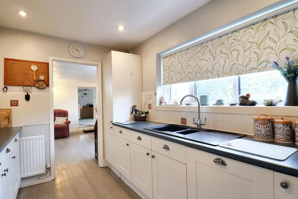 House in Thornbury, Milbury Heath - More