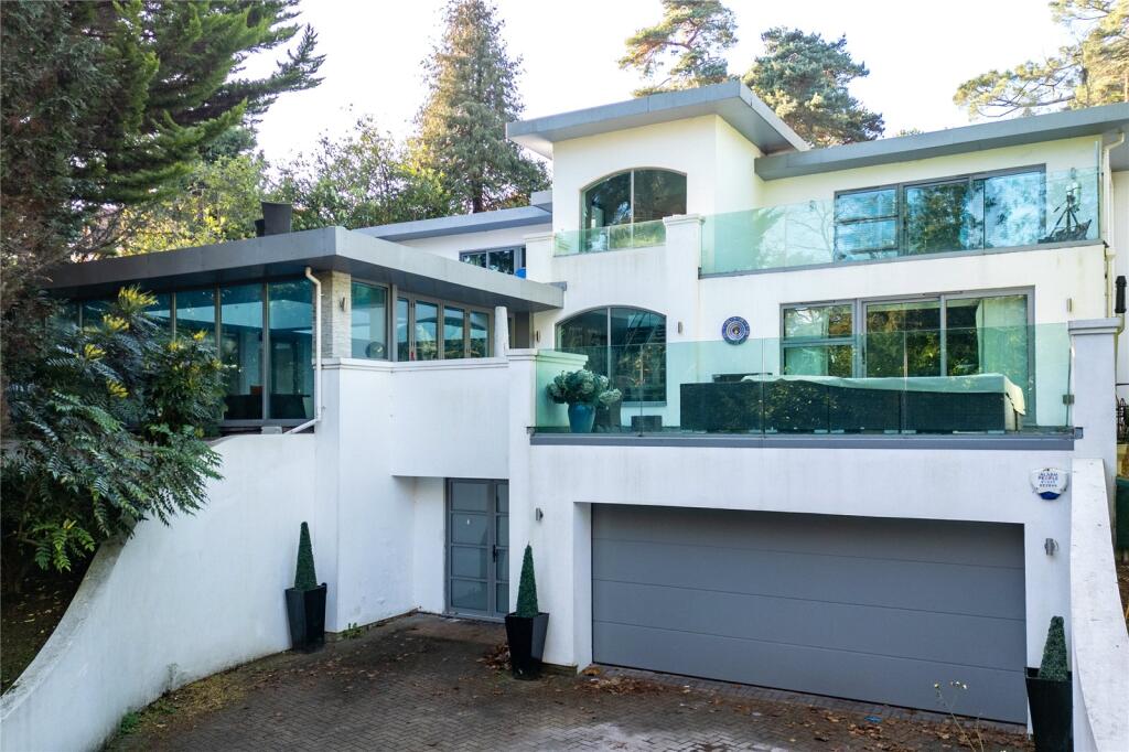 Main image of property: Western Road, Branksome Park, Poole, Dorset, BH13