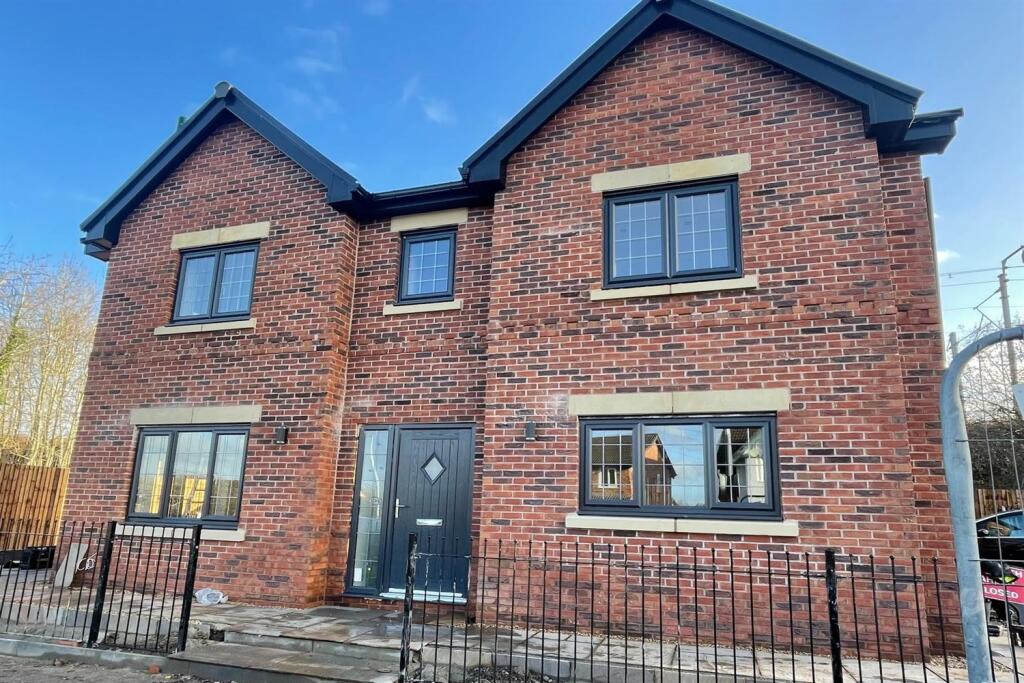 Main image of property: Ladybridge Road, Cheadle Hulme