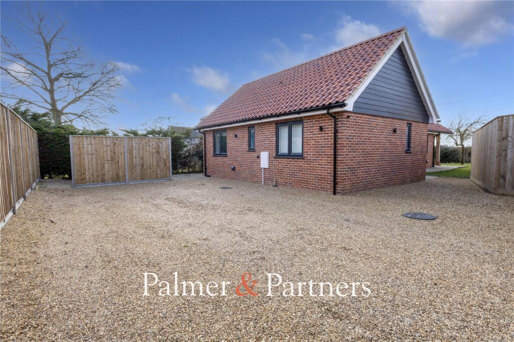 Main image of property: Langshaw Close, Framlingham, Woodbridge, Suffolk, IP13