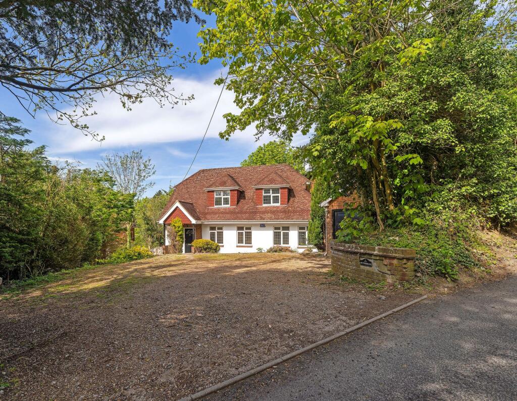 Main image of property: Chelsfield Hill, Orpington, BR6