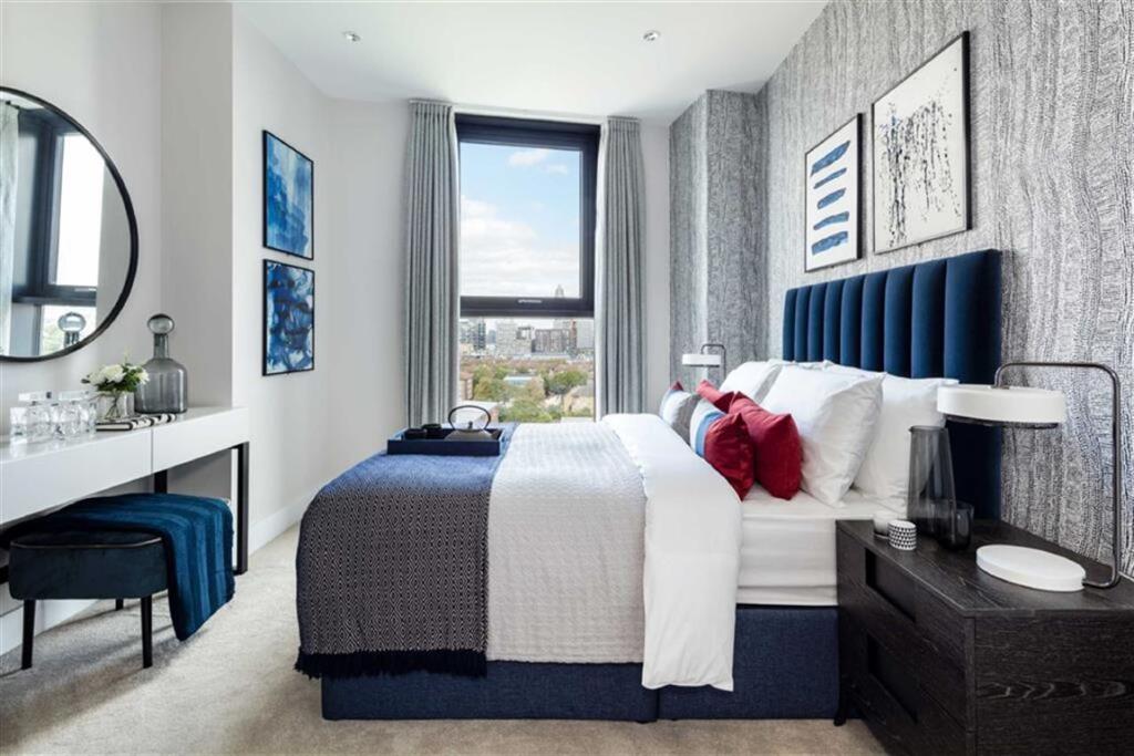 Apartment in London - More