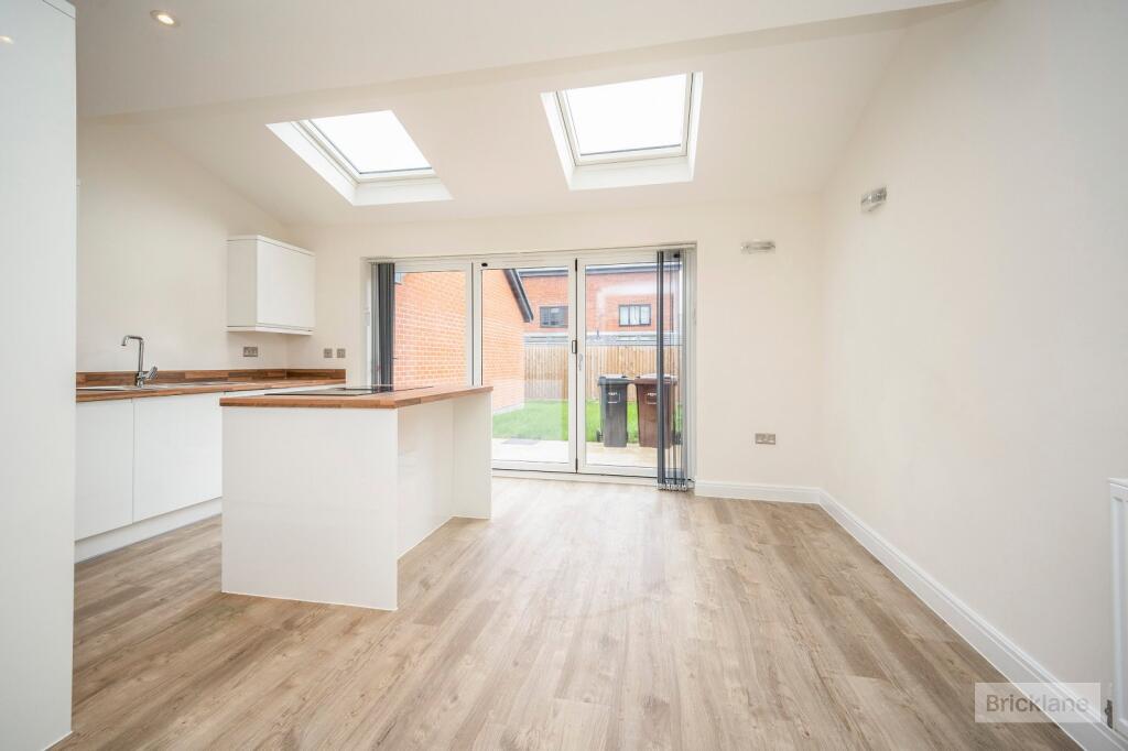 Additional image 4 of Featherstone Road, Shirley, Solihull, West Midlands, B90