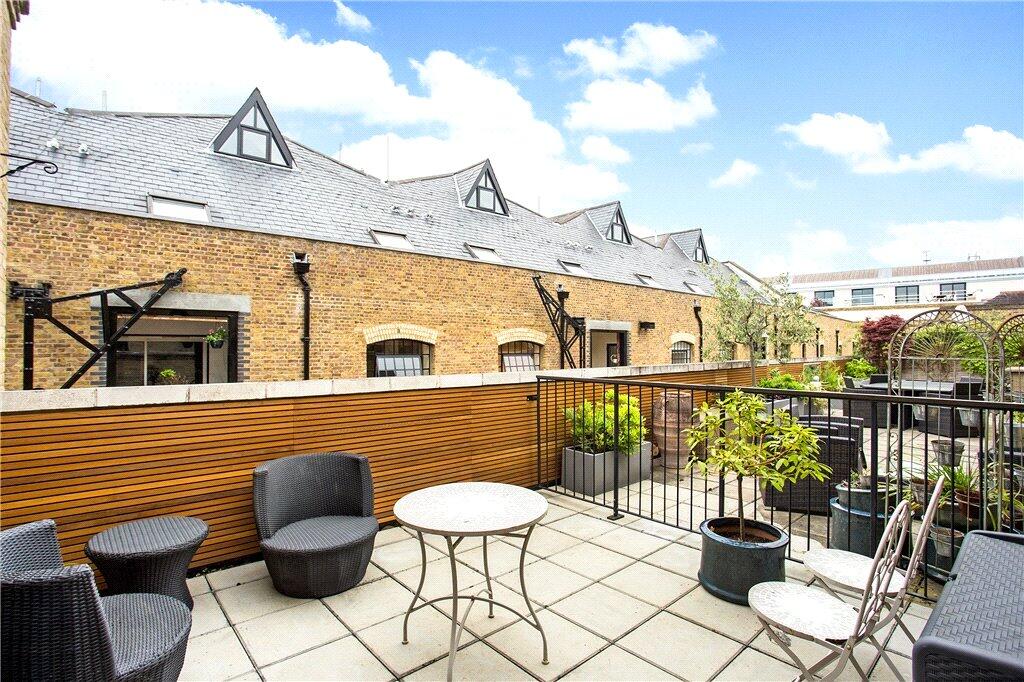 Main image of property: Fennel Apartments, 3 Cayenne Court, London