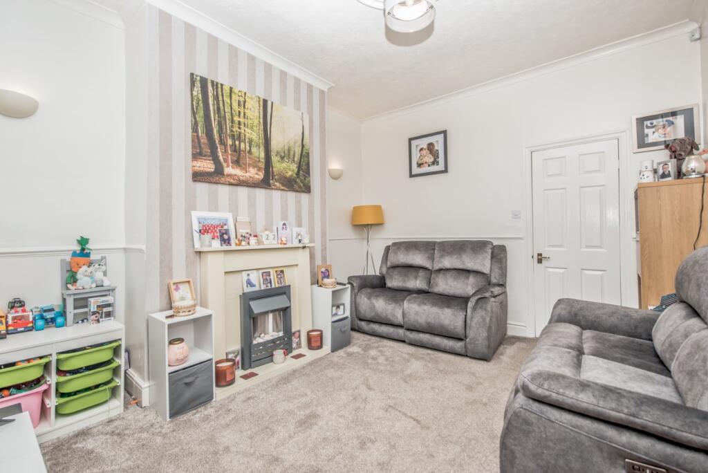 Rawson Square, Idle, Bradford, BD10 - View 2