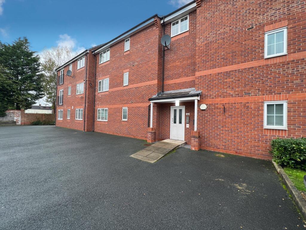 Main image of property: Brentwood Grove, Leigh, Greater Manchester, WN7