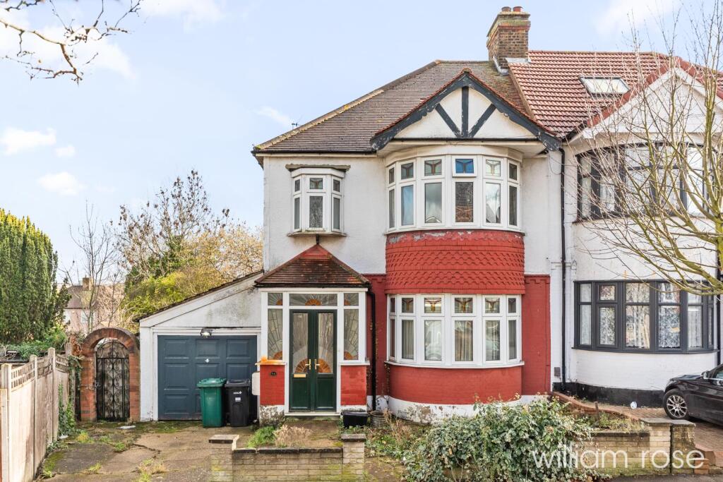 Hillington Gardens, Woodford Green photo 2