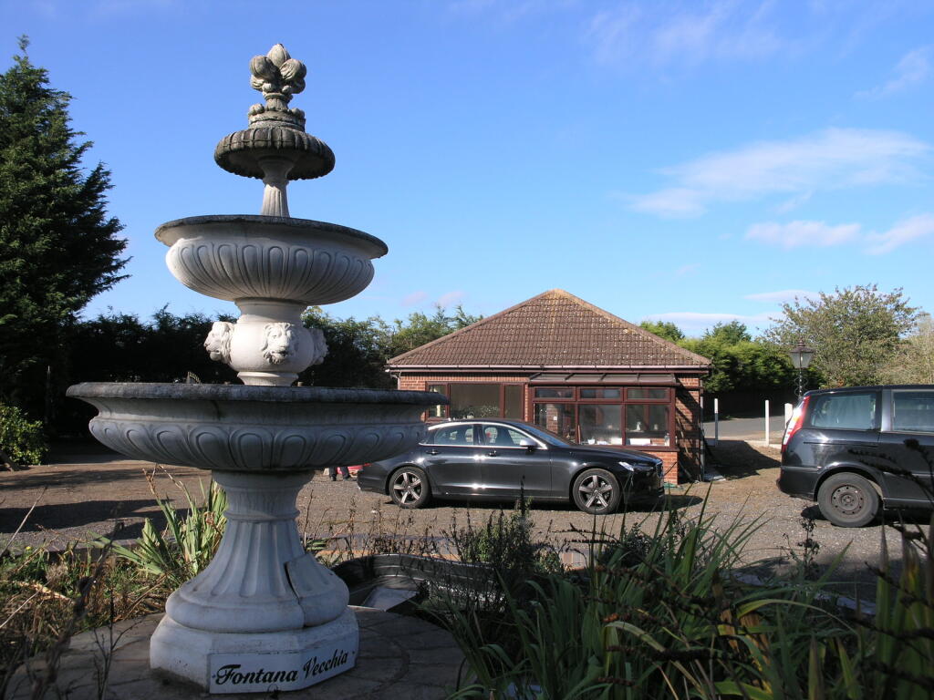 Wildmoor Lane, Bromsgrove