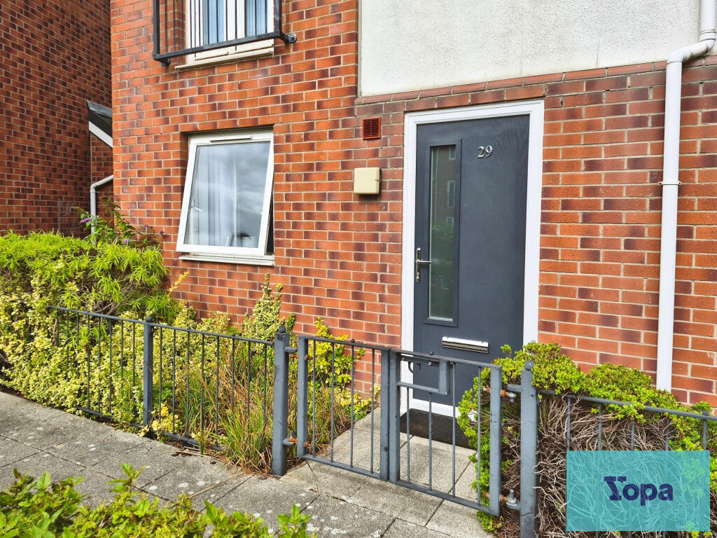 Apartment in Stoke-on-Trent - View 2