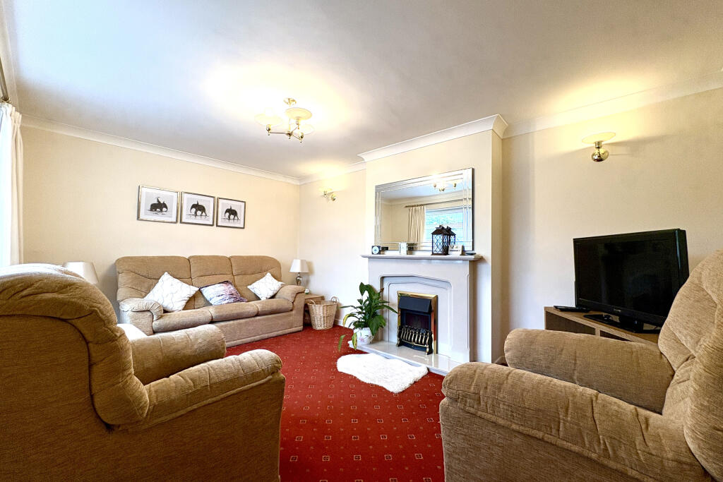 Calveley Walk, Standish, WN6 photo 3
