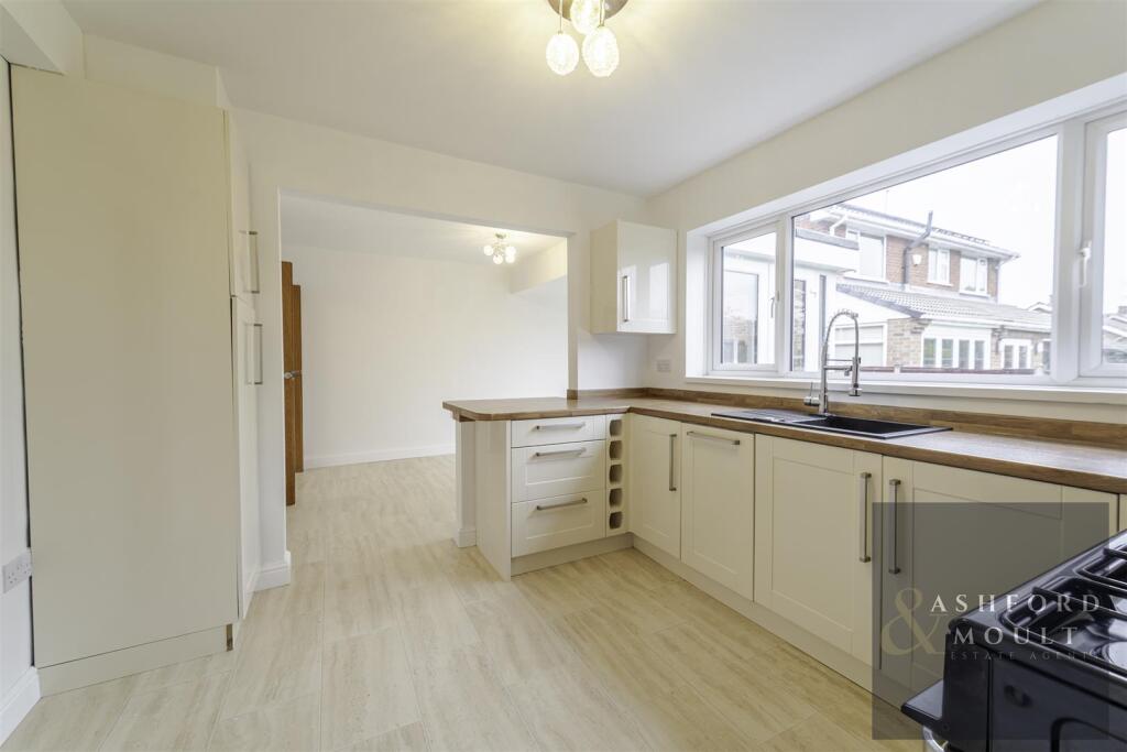 House in Mansfield, Warsop - View 5