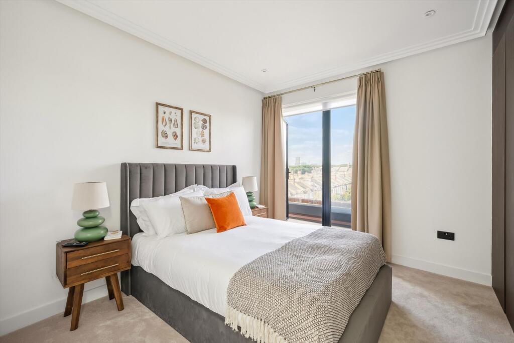 Apartment in London, North Kensington - View 4