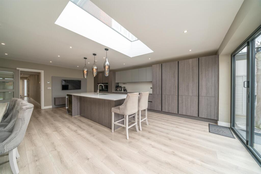Additional image 10 of Rowlatt Drive, St. Albans