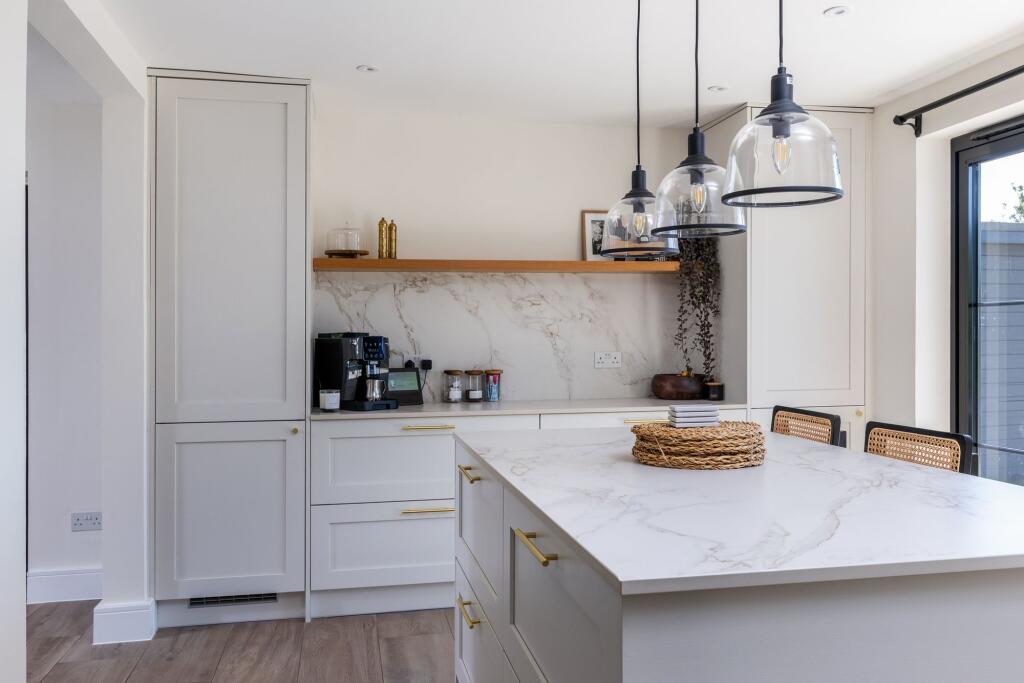 House in Southampton - View 3