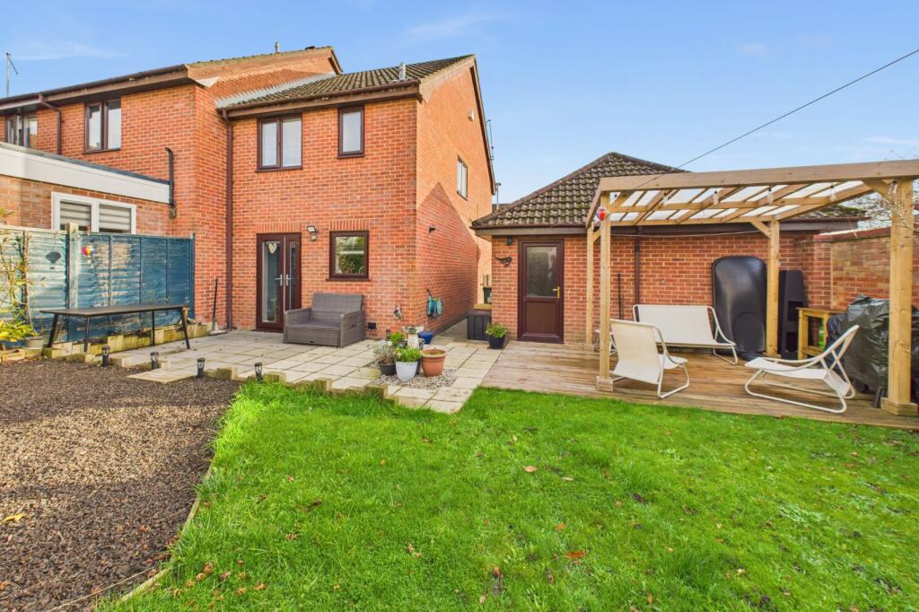 3-bed terraced on Portesham Way, Poole, Dorset, BH17, £340,000