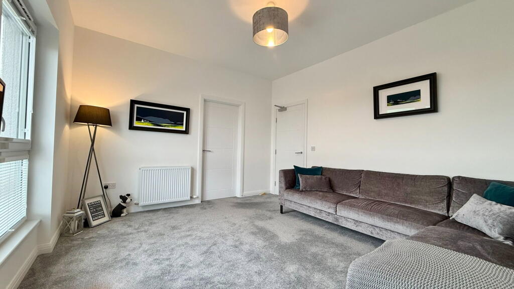 3 Broomhall Court, Inverness, IV2 5JJ photo 3