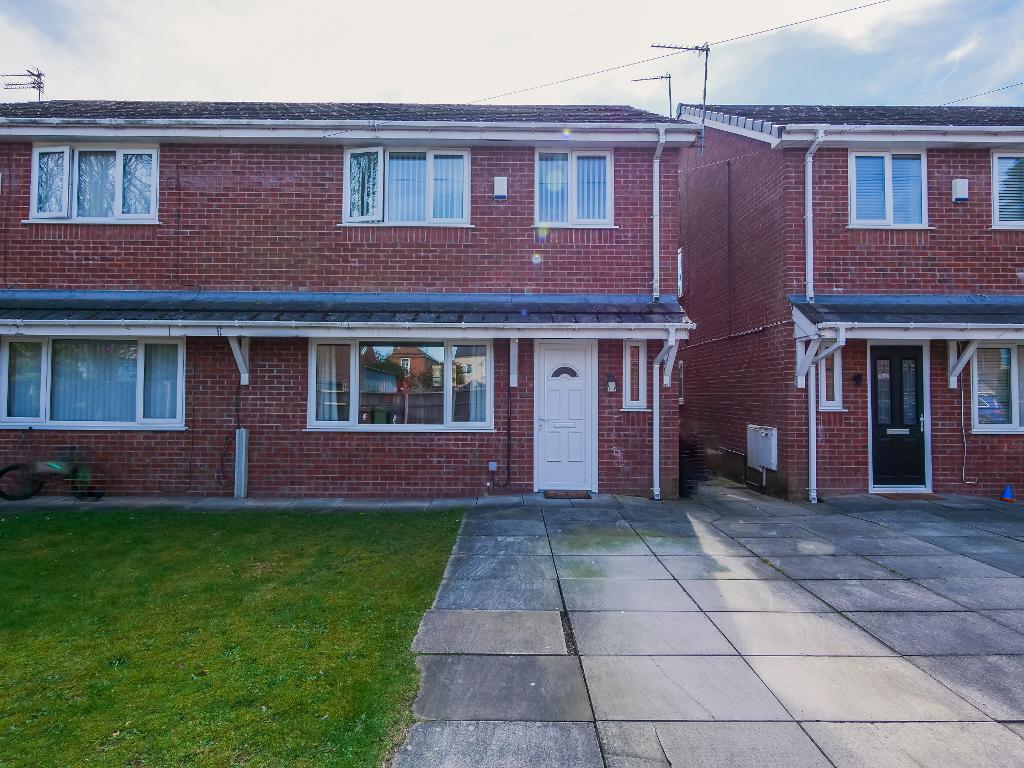 Main image of property: Betula Bank, Birkdale, Southport, Merseyside, PR8 4NJ