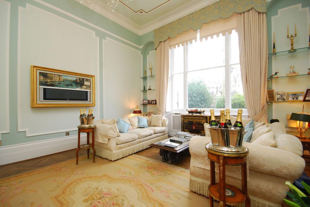 Apartment in London, Paddington - View 4
