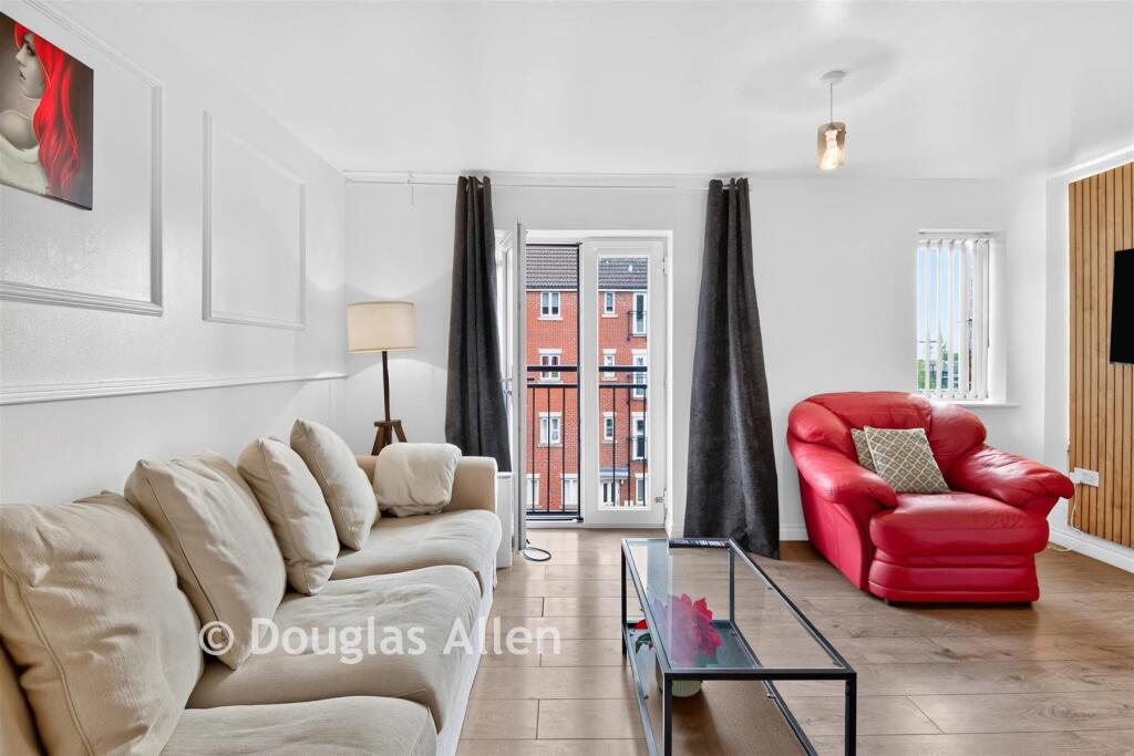Apartment in Romford - View 5