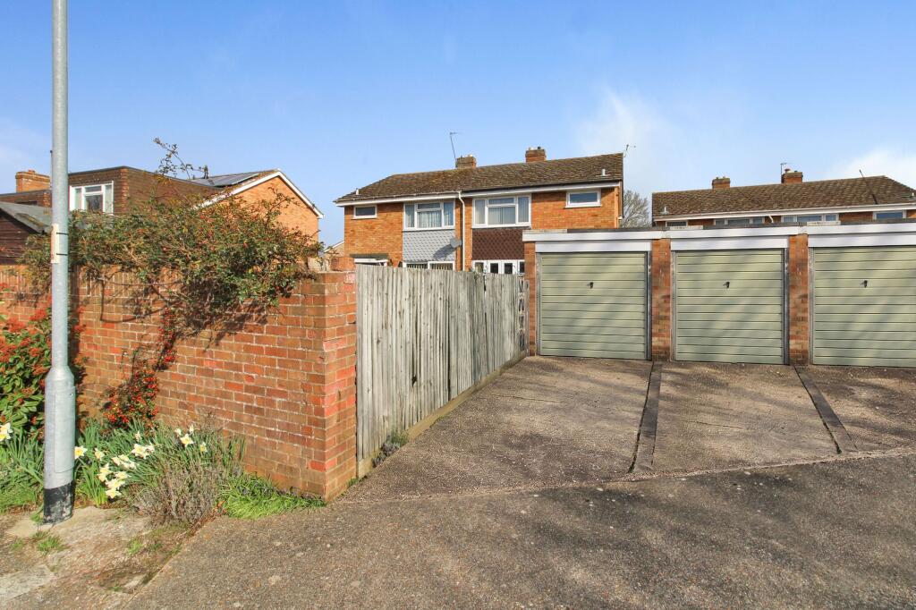 Main image of property: Wheathouse Close, Bedford, MK41