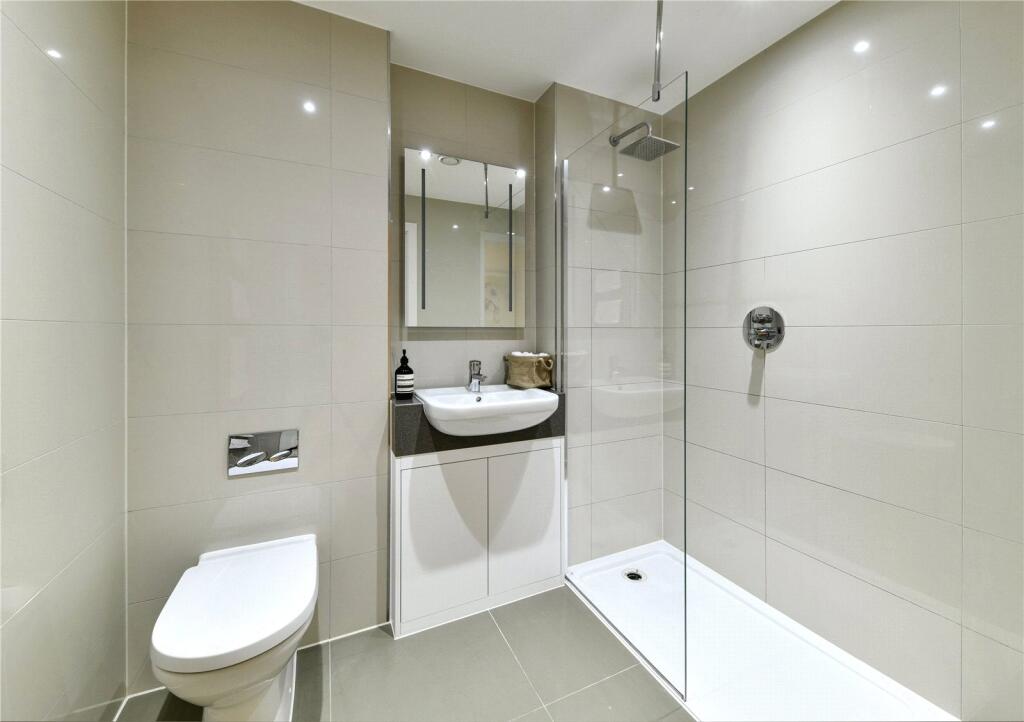Apartment in London - View 4