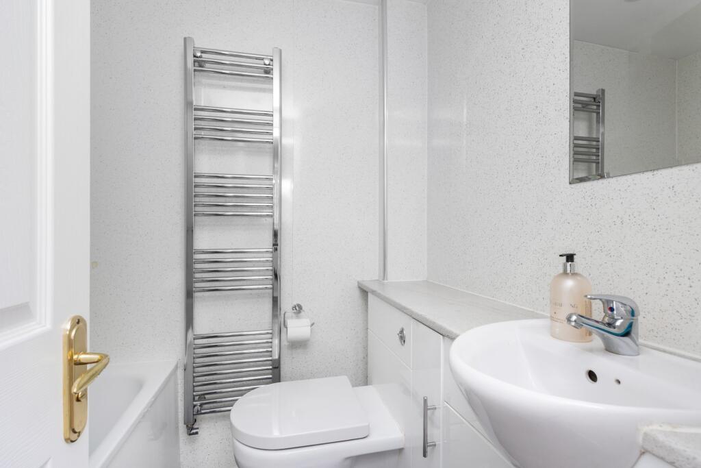 Apartment in Southampton - More