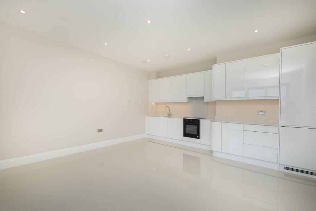 Apartment in London - View 2