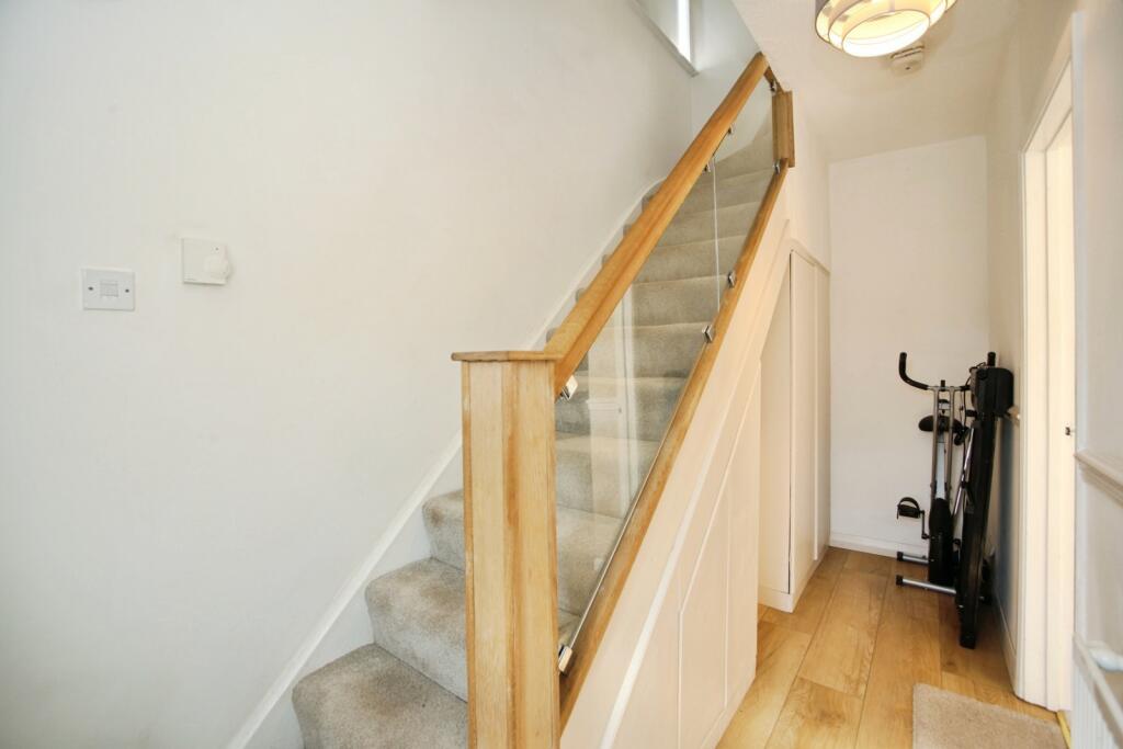 House in Gelligaer, Cefn Fforest - View 3