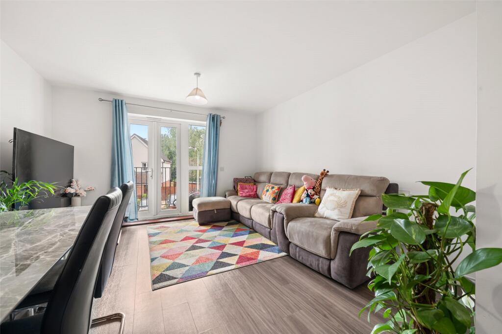 Apartment in Wokingham, Emmbrook - View 3