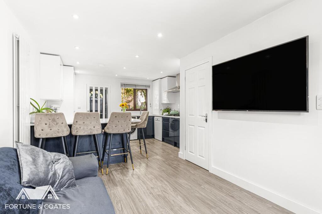 House in Chelmsford - View 3