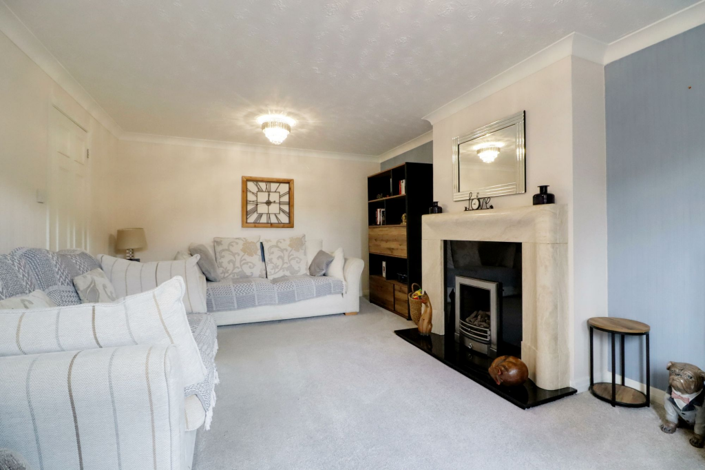 House in Scunthorpe, Yaddlethorpe, Bottesford - View 3