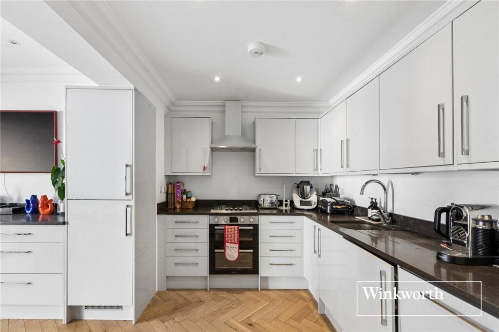 House in London - View 5