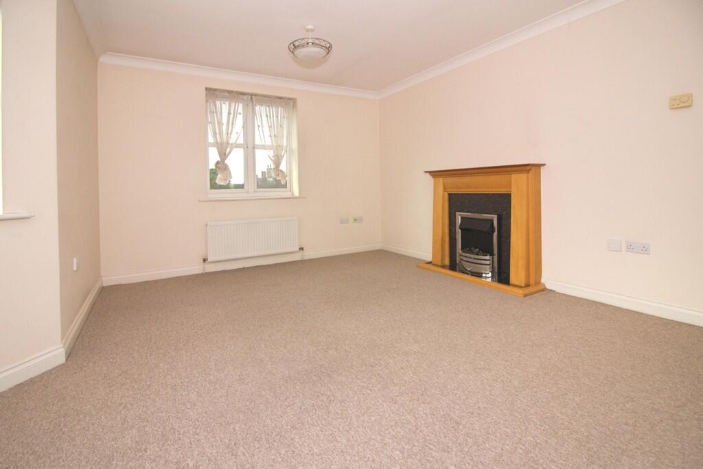 Apartment in Lymington - View 4