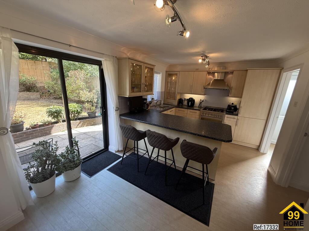 House in Tonbridge - View 2