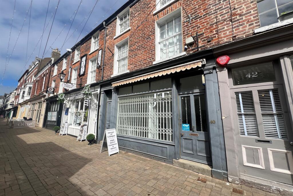 Main image of property: Bar Street, YO11