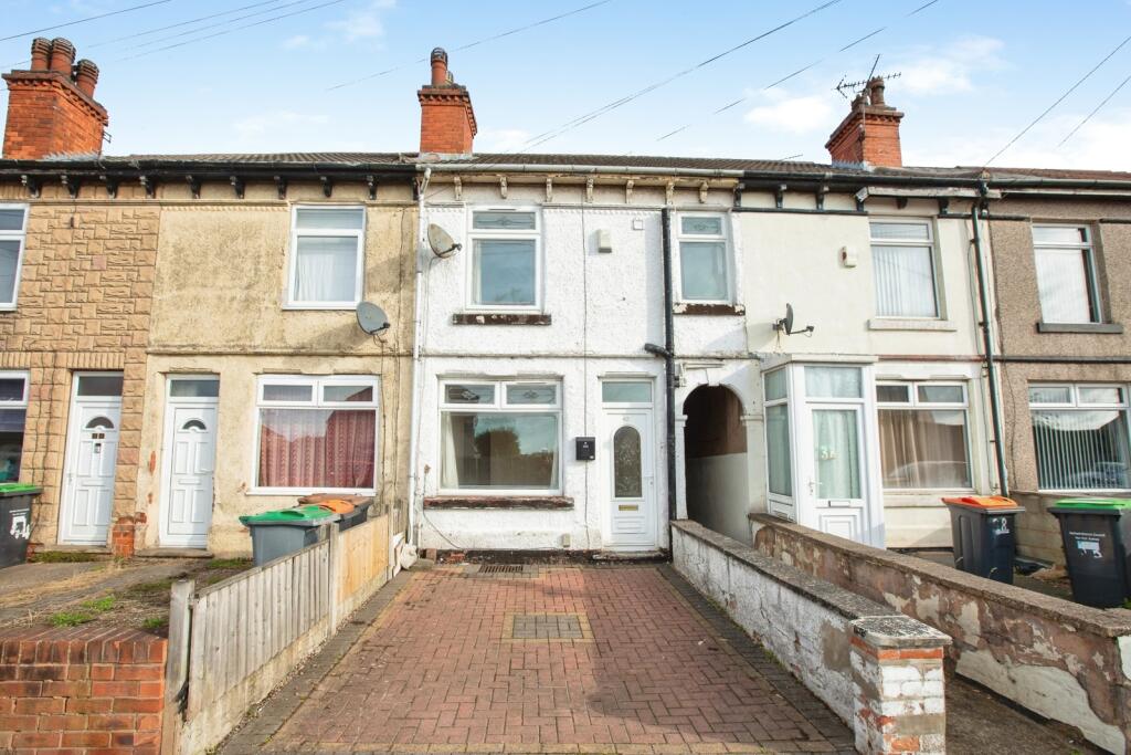 2-bed terraced on Huthwaite Road, Sutton-in-Ashfield, Nottinghamshire, NG17, £130,000