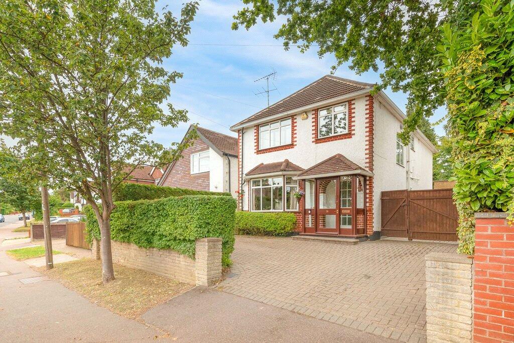 4-bed detached on Brookdene Avenue, Watford, Hertfordshire, WD19, £800,000