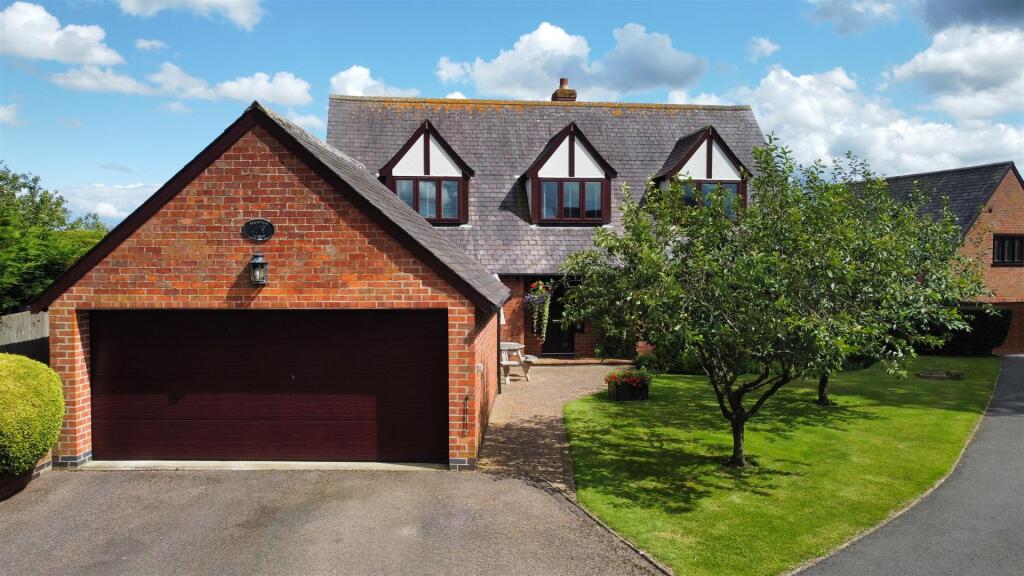 Main image of property: Meadow View, Hall Gardens, Great Glen, Leicestershire